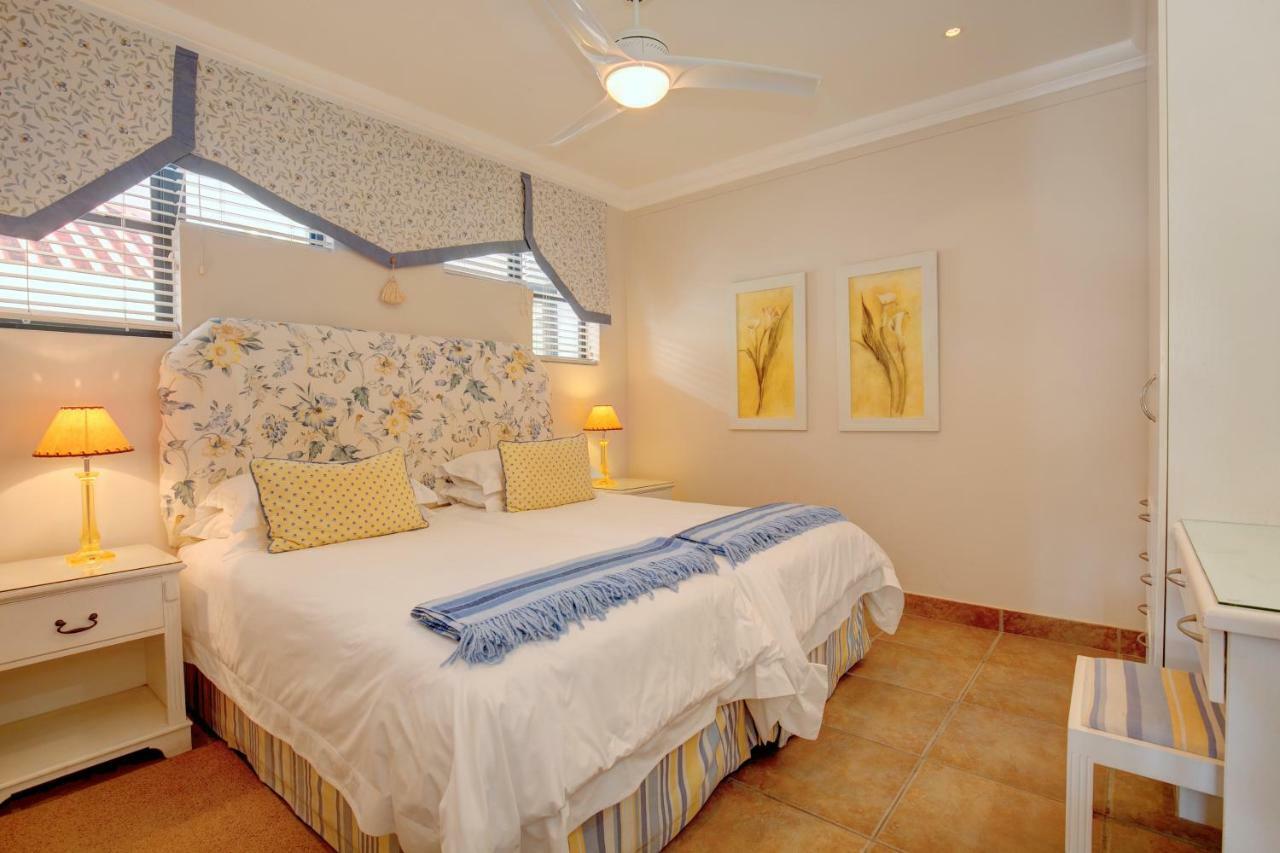 Appartamento Makarios On Sea Herolds Bay Esterno foto